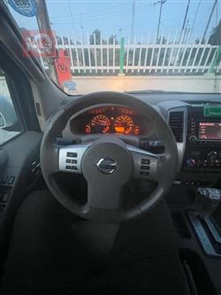 نيسان فرونتر